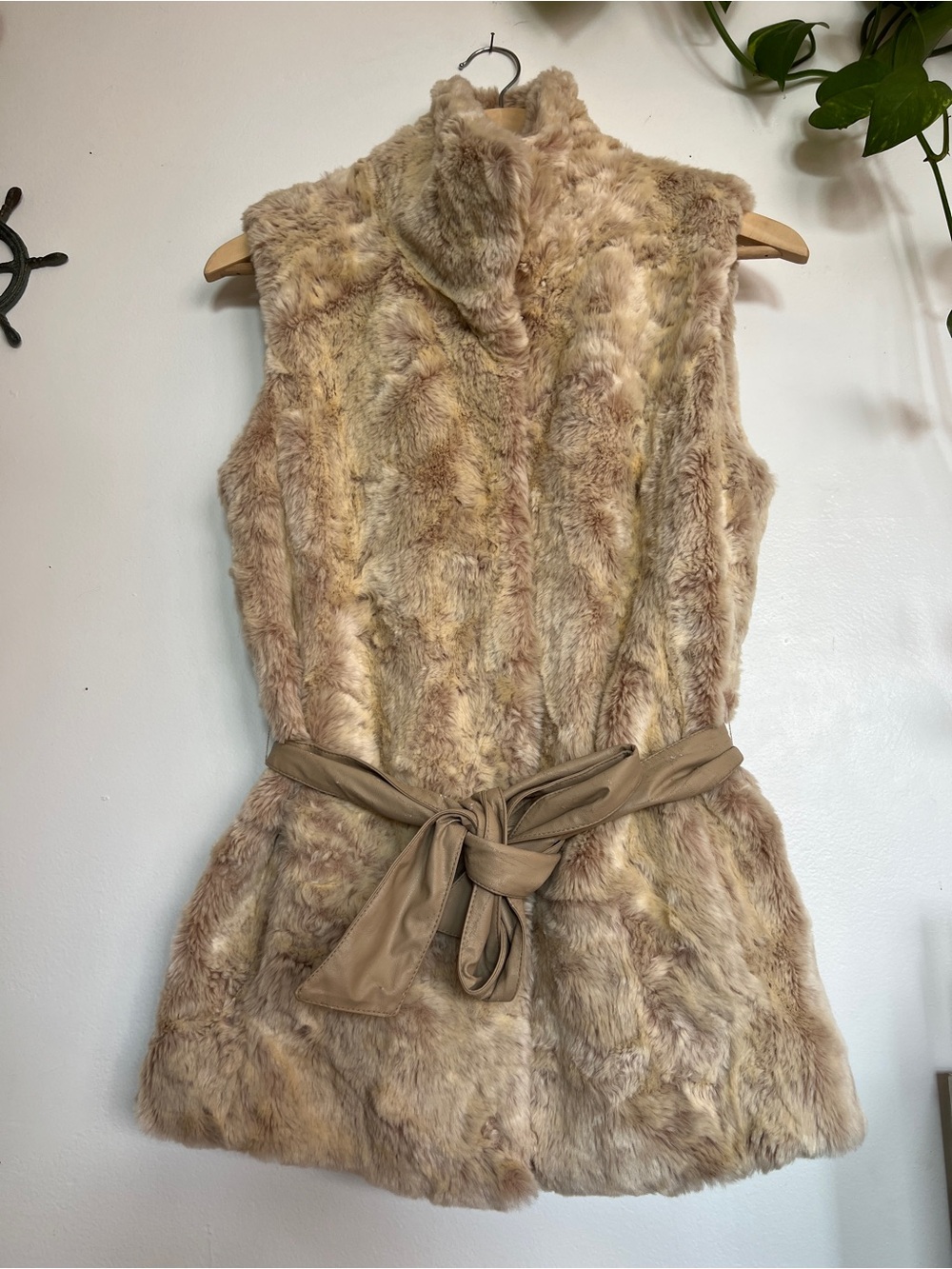 Faux Fur Vest vintage Kristen Blake